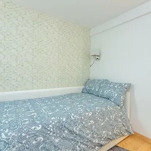 Seaside Duplex - 200m From The Beach! Apartamento